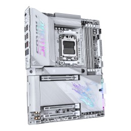 GIGABYTE X870E AORUS PRO X3D ICE AMD X870E Socket AM5 ATX